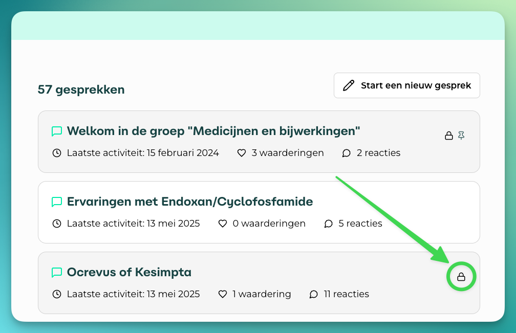 Slot icoon dat een besloten gesprek aangeeft gemarkeerd in screenshot van gesprekkenpagina.