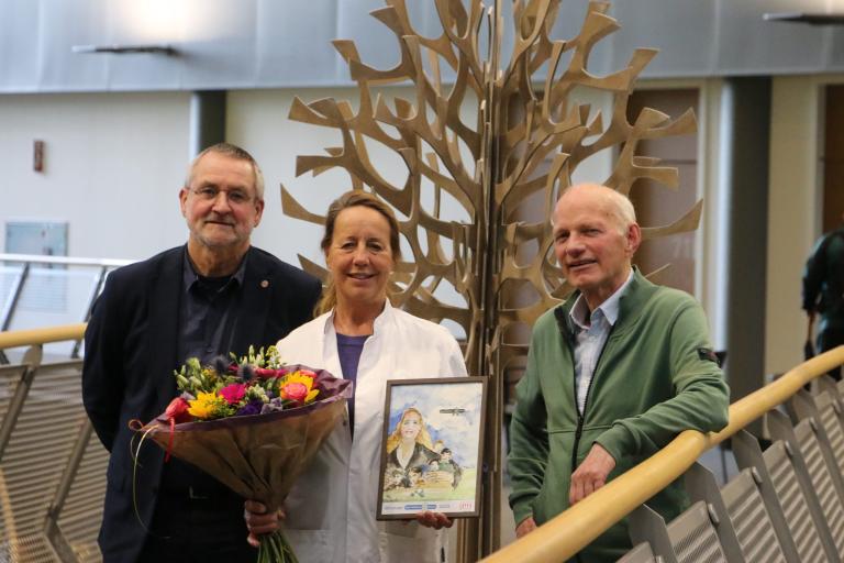 Tiny Kempkens wint Nora Holtrust Prijs 2025