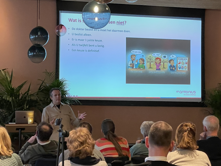 Veel belangstelling voor bijeenkomst over medicijnen en MS 